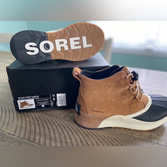 Sorel Shoes Sorel Youth Out N About Boot Poshmark